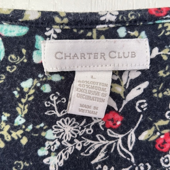 Women’s Charter Club summer top size L in floral butterfly print. Silver thread - Picture 2 of 4